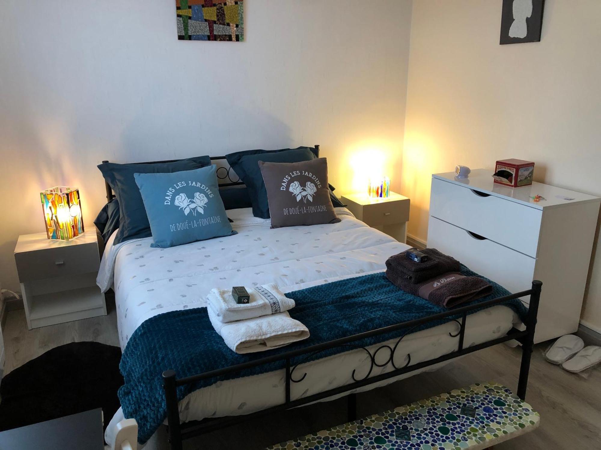 « Chez Annie » Bed and Breakfast Doué-la-Fontaine Εξωτερικό φωτογραφία